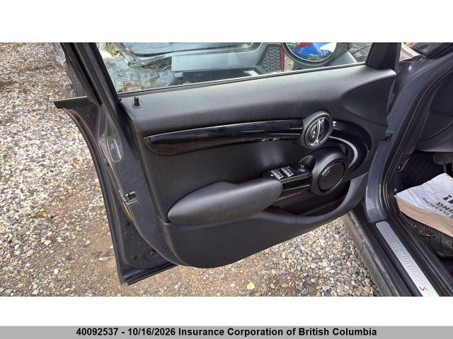 Mini 5 Door Cooper S 2016 WMWXU3C55G2D30078 Image 8