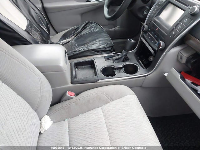 2015 Toyota Camry მანქანა იყიდება აუქციონზე, vin: 4T1BF1FK0FU009820, აუქციონის ნომერი: 40092546
