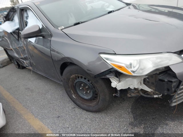 2015 Toyota Camry მანქანა იყიდება აუქციონზე, vin: 4T1BF1FK0FU009820, აუქციონის ნომერი: 40092546