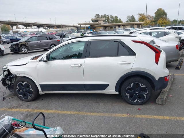 40092552 :رقم المزاد ، KNDCR3L14R5115290 vin ، 2024 Kia Niro مزاد بيع