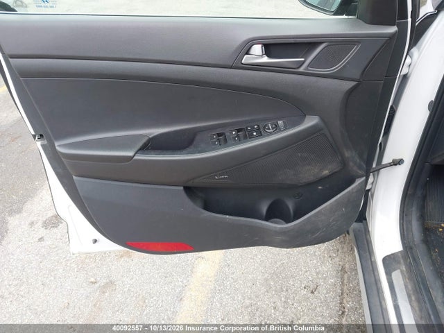 Продажа на аукционе авто 2017 Hyundai Tucson Limited, vin: KM8J3CA20HU382530, номер лота: 40092557