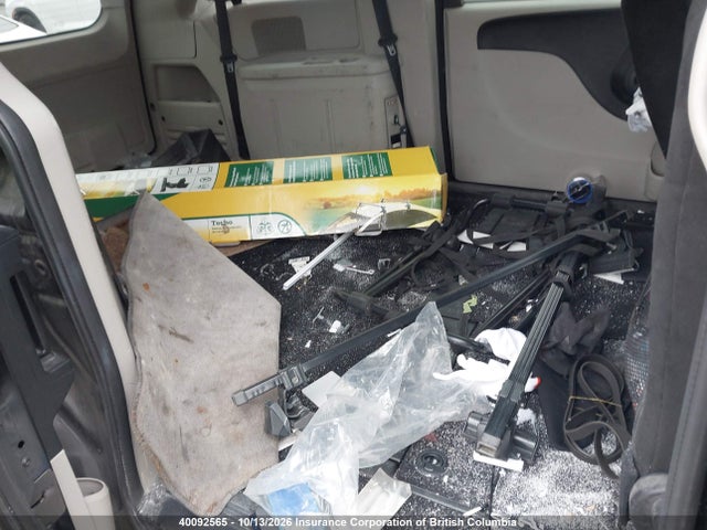 40092565 :رقم المزاد ، 2C4RDGBG8CR371433 vin ، 2012 Dodge Grand Caravan Se مزاد بيع