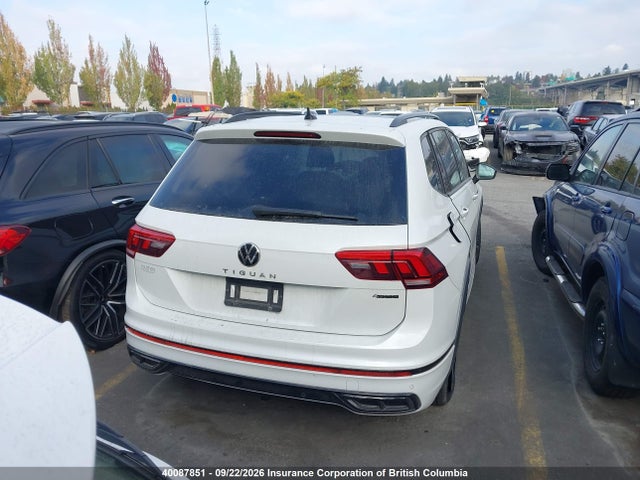 3VV8B7AX8NM105313 Volkswagen Tiguan Se R-line Black