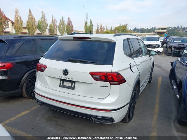 3VV8B7AX8NM105313 Volkswagen Tiguan Se R-line Black