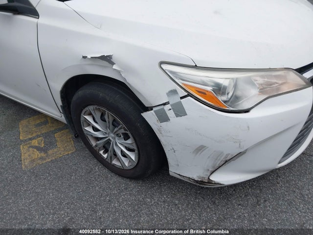 2016 Toyota Camry მანქანა იყიდება აუქციონზე, vin: 4T1BF1FK9GU585567, აუქციონის ნომერი: 40092582