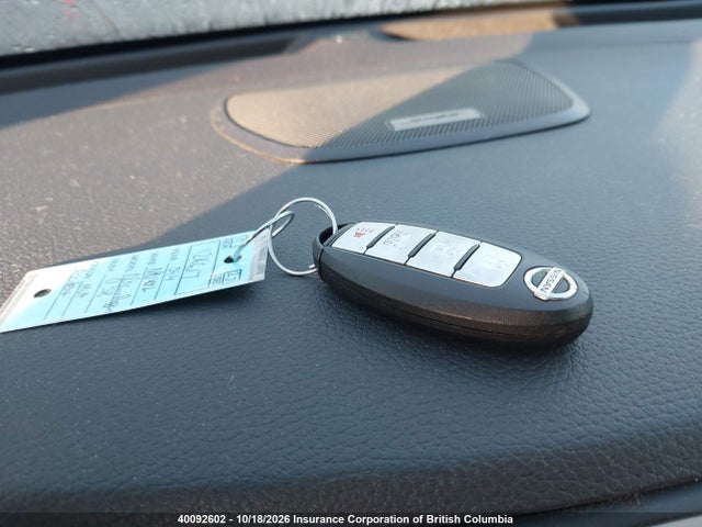 Продаж на аукціоні авто 2015 Nissan Rogue, vin: 5N1AT2MV5FC863733, номер лоту: 40092602