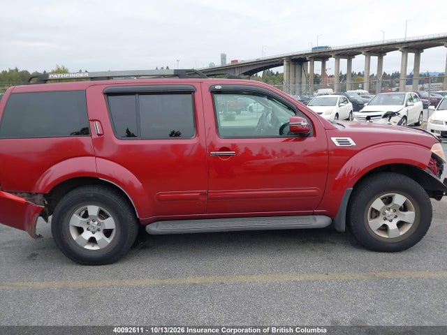 40092611 :رقم المزاد ، 5N1AR18W36C662926 vin ، 2006 Nissan Pathfinder Le/se/xe مزاد بيع