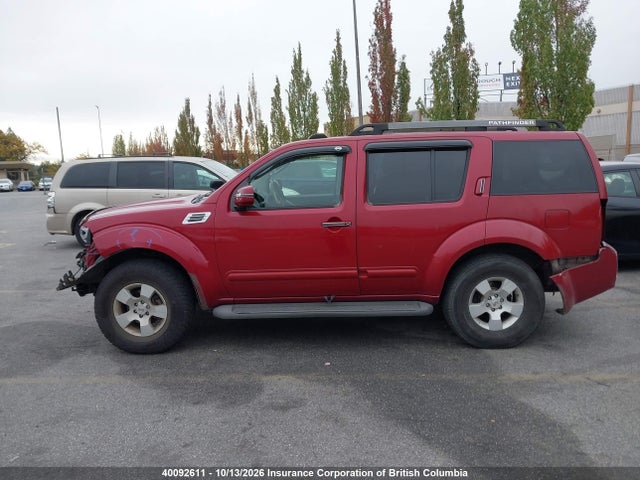 40092611 :رقم المزاد ، 5N1AR18W36C662926 vin ، 2006 Nissan Pathfinder Le/se/xe مزاد بيع
