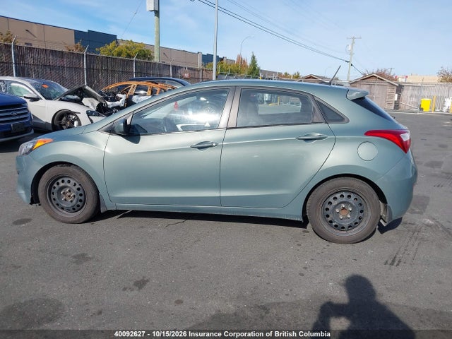 Продажа на аукционе авто 2013 Hyundai Elantra Gt, vin: KMHD25LE3DU117260, номер лота: 40092627