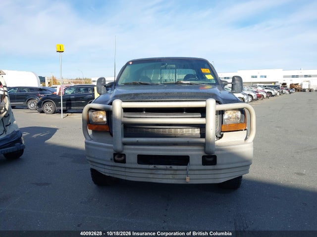 40092628 :رقم المزاد ، 1FTNW21F01ED12357 vin ، 2001 Ford F250 مزاد بيع
