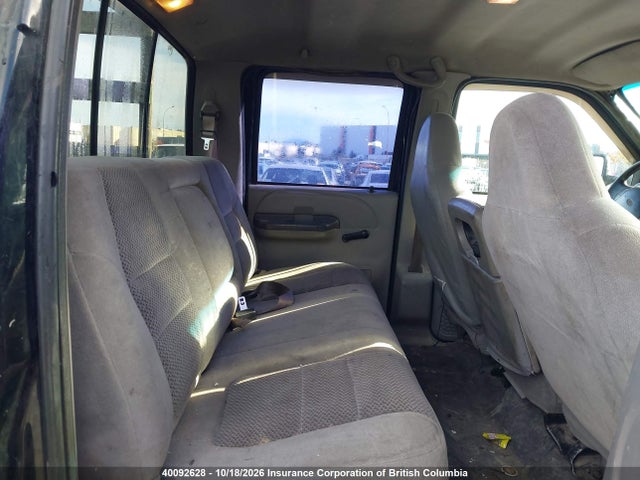 40092628 :رقم المزاد ، 1FTNW21F01ED12357 vin ، 2001 Ford F250 مزاد بيع