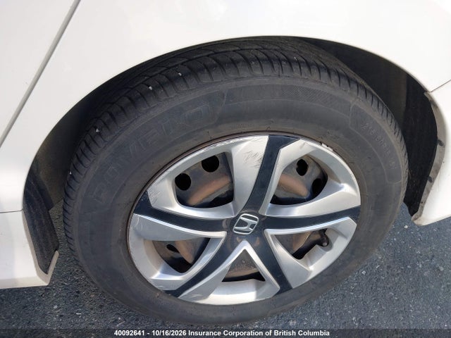 Honda Civic 2018 2HGFC2E57JH007513 Image 20