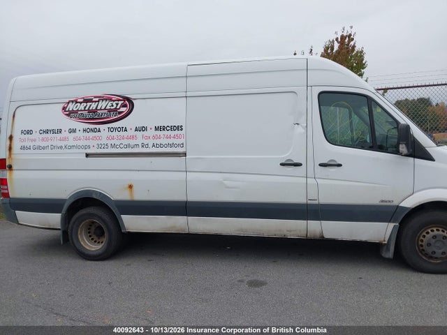 40092643 :رقم المزاد ، WD3BF1CC6D5810724 vin ، 2013 Mercedes-benz Sprinter 3500 مزاد بيع