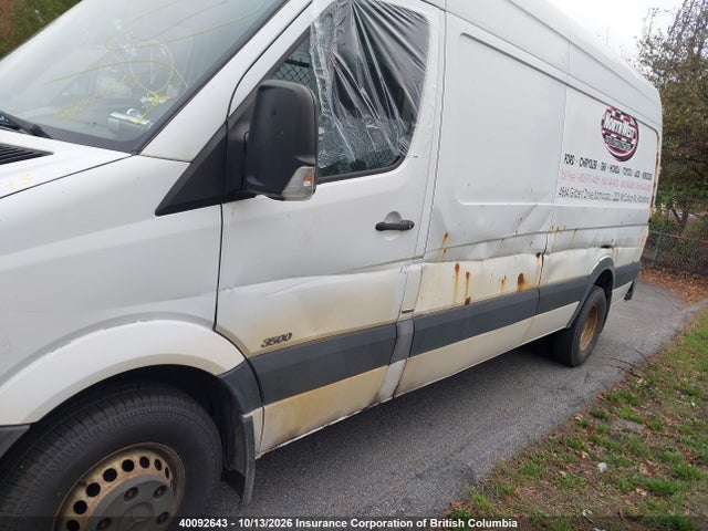 40092643 :رقم المزاد ، WD3BF1CC6D5810724 vin ، 2013 Mercedes-benz Sprinter 3500 مزاد بيع