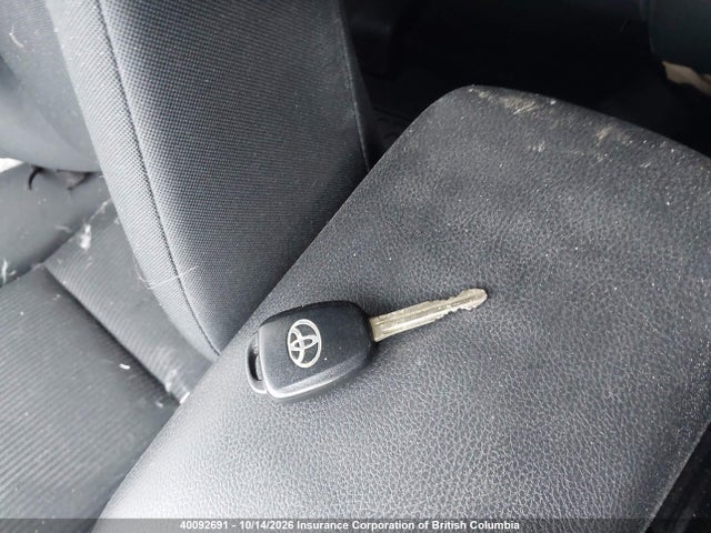 40092691 :رقم المزاد ، 2T3BFREV1HW632920 vin ، 2017 Toyota Rav4 مزاد بيع