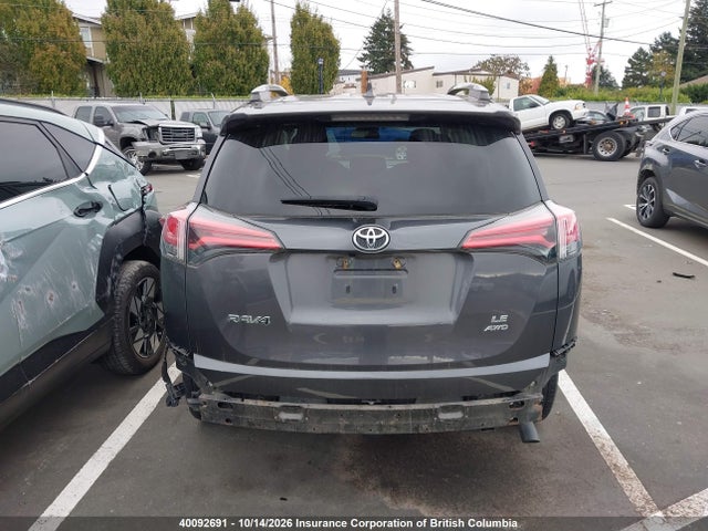 40092691 :رقم المزاد ، 2T3BFREV1HW632920 vin ، 2017 Toyota Rav4 مزاد بيع