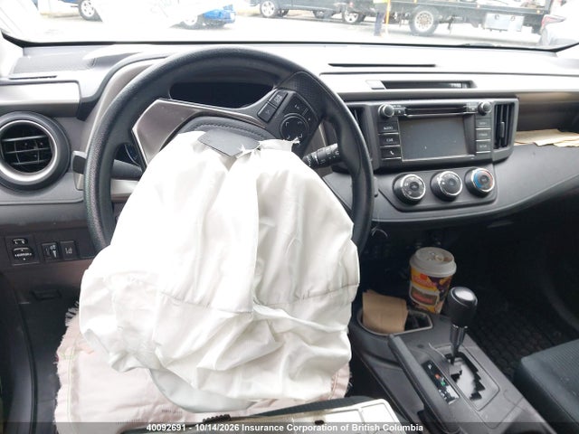 40092691 :رقم المزاد ، 2T3BFREV1HW632920 vin ، 2017 Toyota Rav4 مزاد بيع