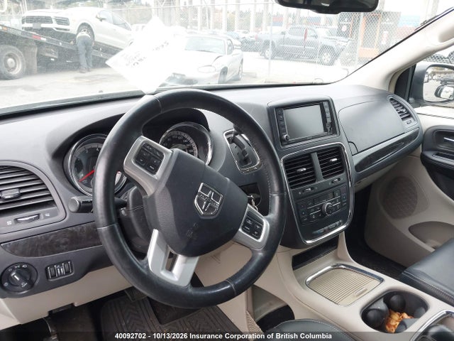 2015 Dodge Grand Caravan Crew მანქანა იყიდება აუქციონზე, vin: 2C4RDGDGXFR701025, აუქციონის ნომერი: 40092702