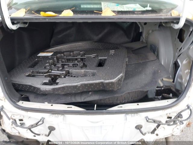 Продажа на аукционе авто 2020 Toyota Corolla Le, vin: 5YFBPRBE0LP138391, номер лота: 40092704