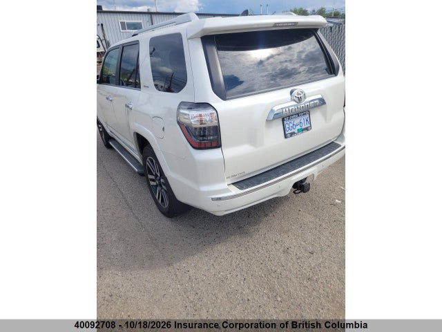 Toyota 4RUNNER SR5 2018 JTEBU5JR1J5578843 Image 3