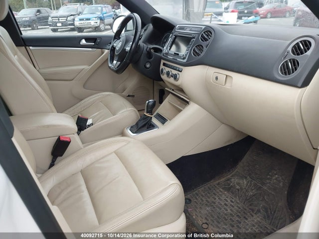 40092715 :رقم المزاد ، WVGJV3AX6EW044930 vin ، 2014 Volkswagen Tiguan S/se/sel/r-line مزاد بيع