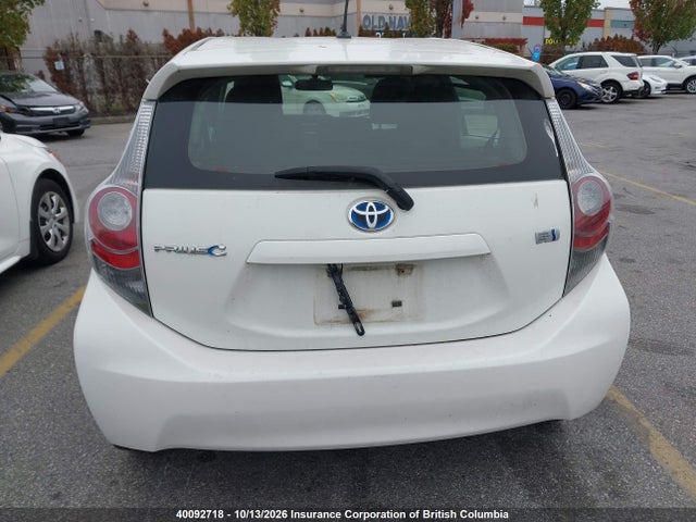 2013 Toyota Prius მანქანა იყიდება აუქციონზე, vin: JTDKDTB38D1053051, აუქციონის ნომერი: 40092718
