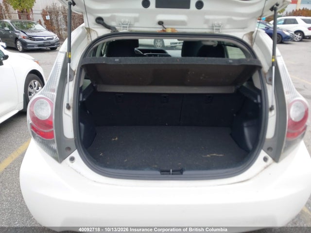 2013 Toyota Prius მანქანა იყიდება აუქციონზე, vin: JTDKDTB38D1053051, აუქციონის ნომერი: 40092718