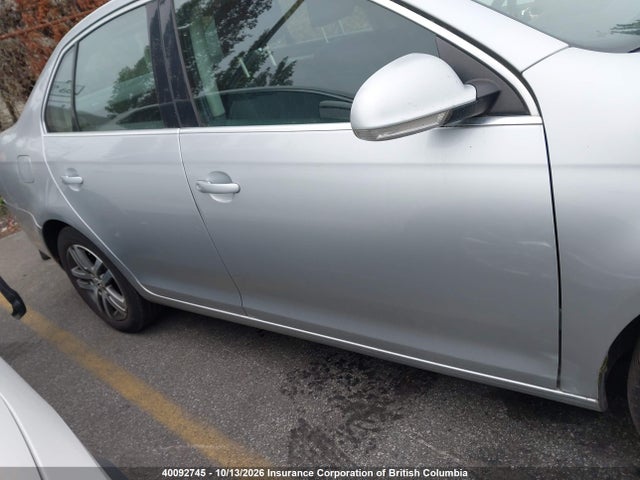 Продажа на аукционе авто 2006 Volkswagen Jetta, vin: 3VWSF71K56M616411, номер лота: 40092745