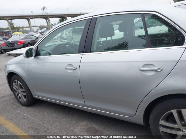 Продажа на аукционе авто 2006 Volkswagen Jetta, vin: 3VWSF71K56M616411, номер лота: 40092745