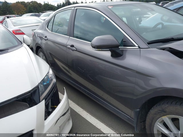 40092751 :رقم المزاد ، 4T1C31AK5NU590220 vin ، 2022 Toyota Camry مزاد بيع