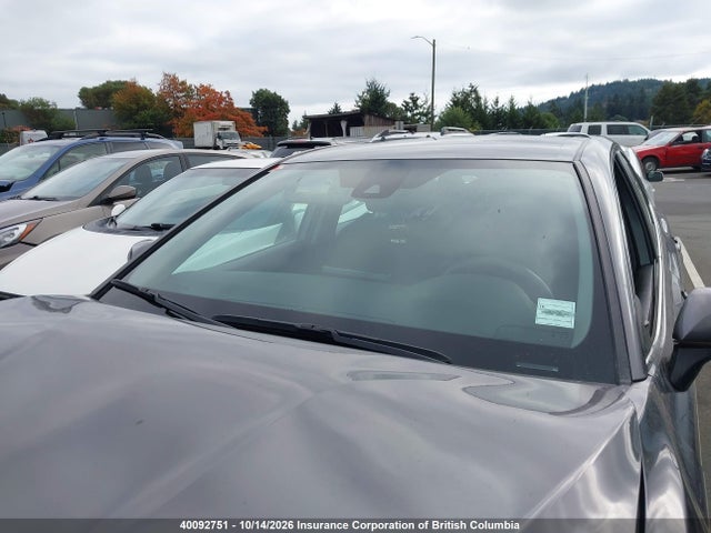 40092751 :رقم المزاد ، 4T1C31AK5NU590220 vin ، 2022 Toyota Camry مزاد بيع