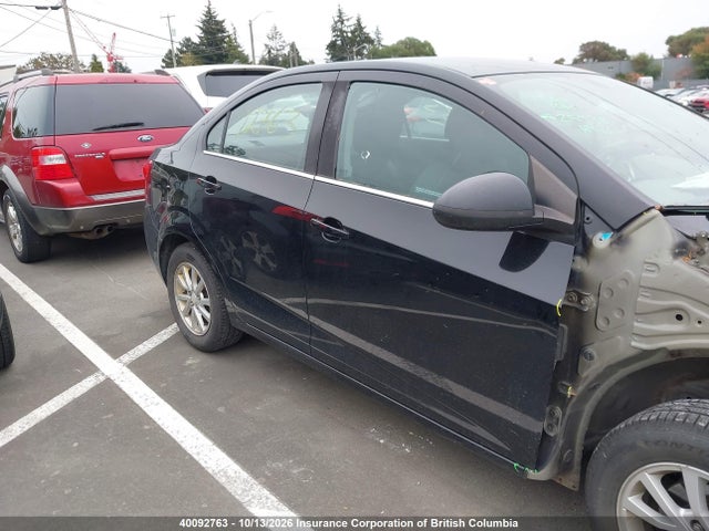 Продаж на аукціоні авто 2018 Chevrolet Sonic, vin: 1G1JD5SH4J4108357, номер лоту: 40092763