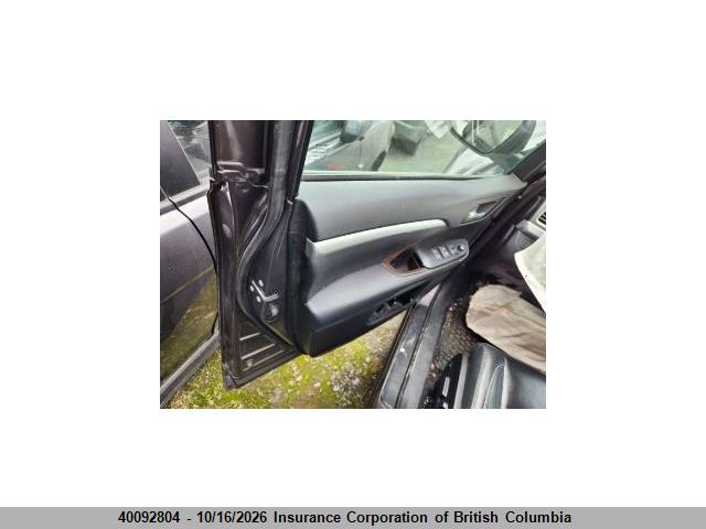 5TDJKRFH3FS221033 Toyota Highlander Xle