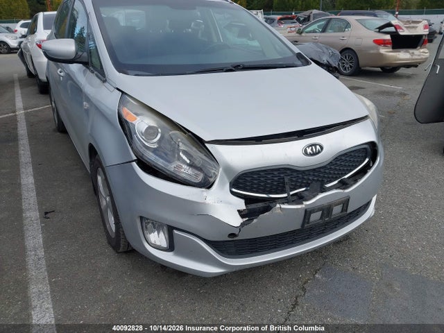KIA Rondo 2014 KNAHT8A38E7023491 Image 6