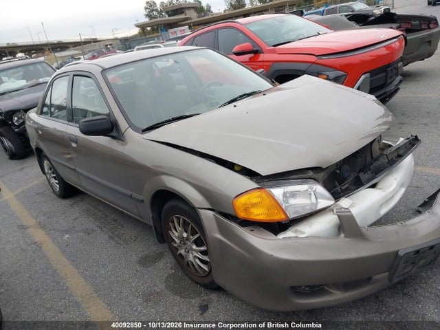 Aukcja sprzedaży 2000 Mazda 323, vin: JM1BJ2220Y0301055, numer aukcji: 40092850