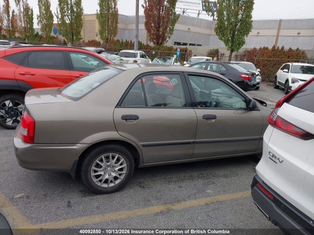 Aukcja sprzedaży 2000 Mazda 323, vin: JM1BJ2220Y0301055, numer aukcji: 40092850