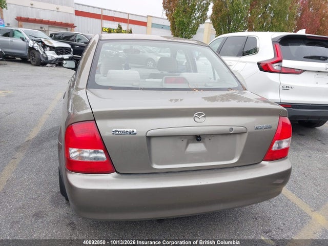 Aukcja sprzedaży 2000 Mazda 323, vin: JM1BJ2220Y0301055, numer aukcji: 40092850