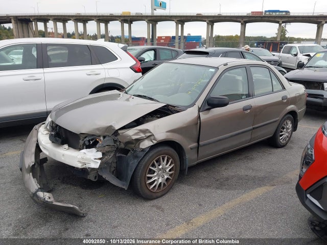 Aukcja sprzedaży 2000 Mazda 323, vin: JM1BJ2220Y0301055, numer aukcji: 40092850
