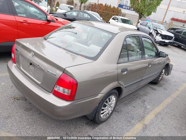 Aukcja sprzedaży 2000 Mazda 323, vin: JM1BJ2220Y0301055, numer aukcji: 40092850