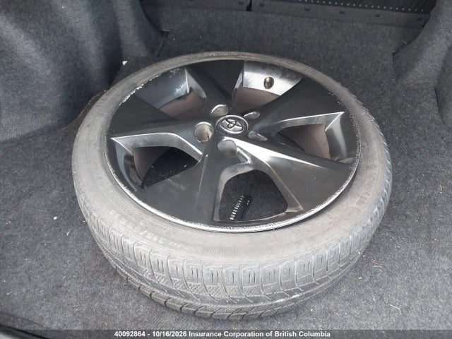 40092864 :رقم المزاد ، 4T1BK1FK4CU006023 vin ، 2012 Toyota Camry مزاد بيع