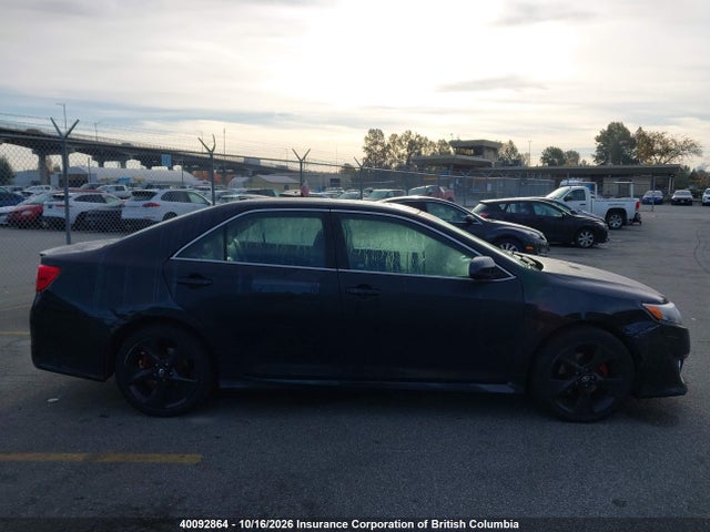 40092864 :رقم المزاد ، 4T1BK1FK4CU006023 vin ، 2012 Toyota Camry مزاد بيع
