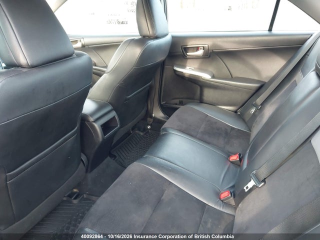 40092864 :رقم المزاد ، 4T1BK1FK4CU006023 vin ، 2012 Toyota Camry مزاد بيع