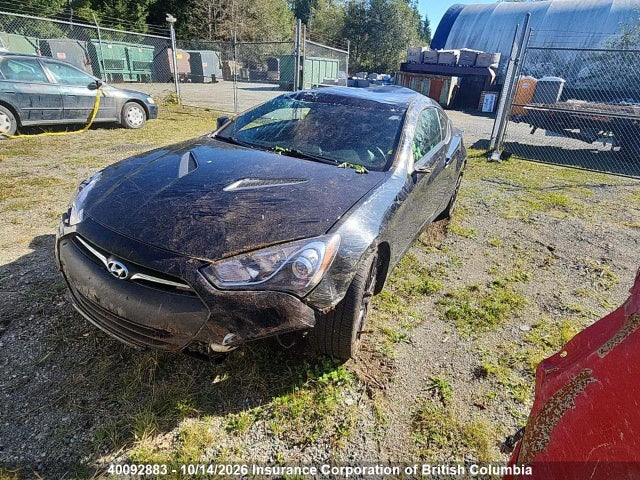 Hyundai Genesis Coupe 2.0t 2014 KMHHT6KD8EU120170 Image 2