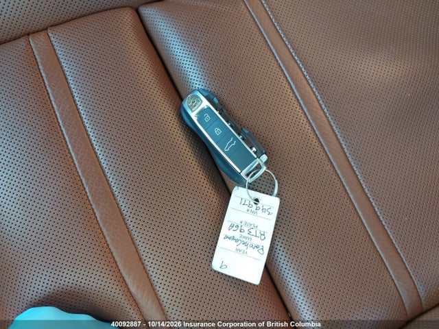 40092887 :رقم المزاد ، WP1AA2AY7NDA07561 vin ، 2022 Porsche Cayenne مزاد بيع