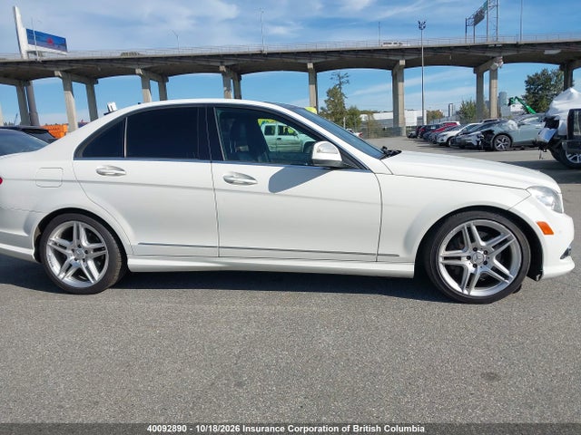 40092890 :رقم المزاد ، WDDGF87XX9F321669 vin ، 2009 Mercedes-benz C 350 4matic مزاد بيع