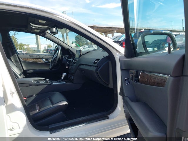 40092890 :رقم المزاد ، WDDGF87XX9F321669 vin ، 2009 Mercedes-benz C 350 4matic مزاد بيع