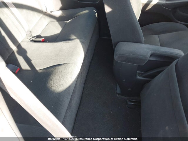 2005 Honda Civic მანქანა იყიდება აუქციონზე, vin: 1HGEM22905L810995, აუქციონის ნომერი: 40092894