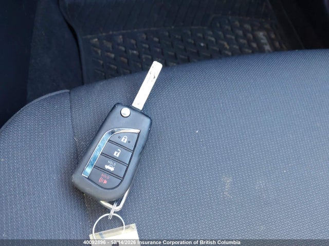 5YFB4MDE3RP188008 Toyota COROLLA LE