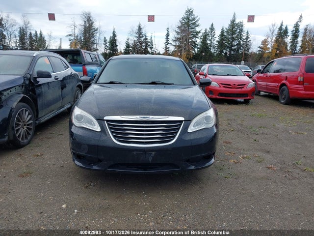 Chrysler 200 2014 1C3CCBAB3EN131678 Image 13