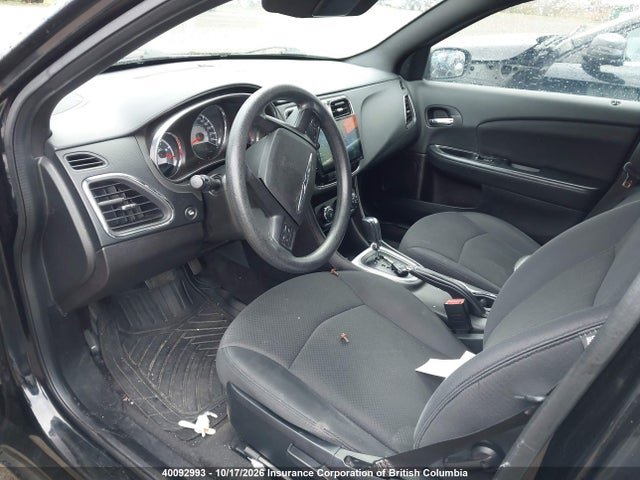 Chrysler 200 2014 1C3CCBAB3EN131678 Image 22